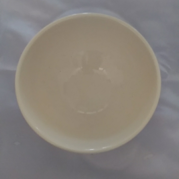 Rae Dunn Artisan Collection By Magenta Bowl. - Picture 3 of 3